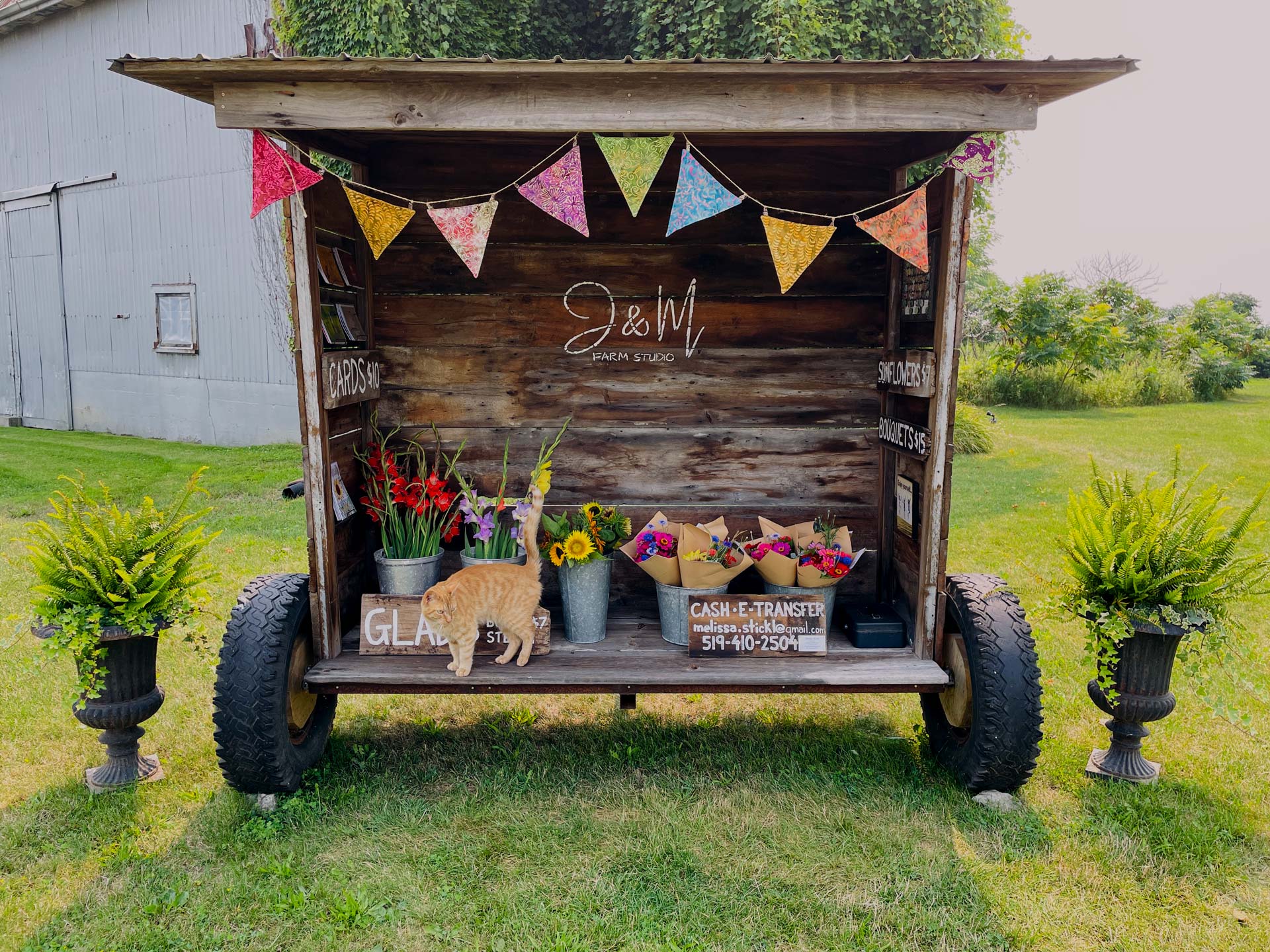 J&M Farm Studio Roadside Flower Chariot
